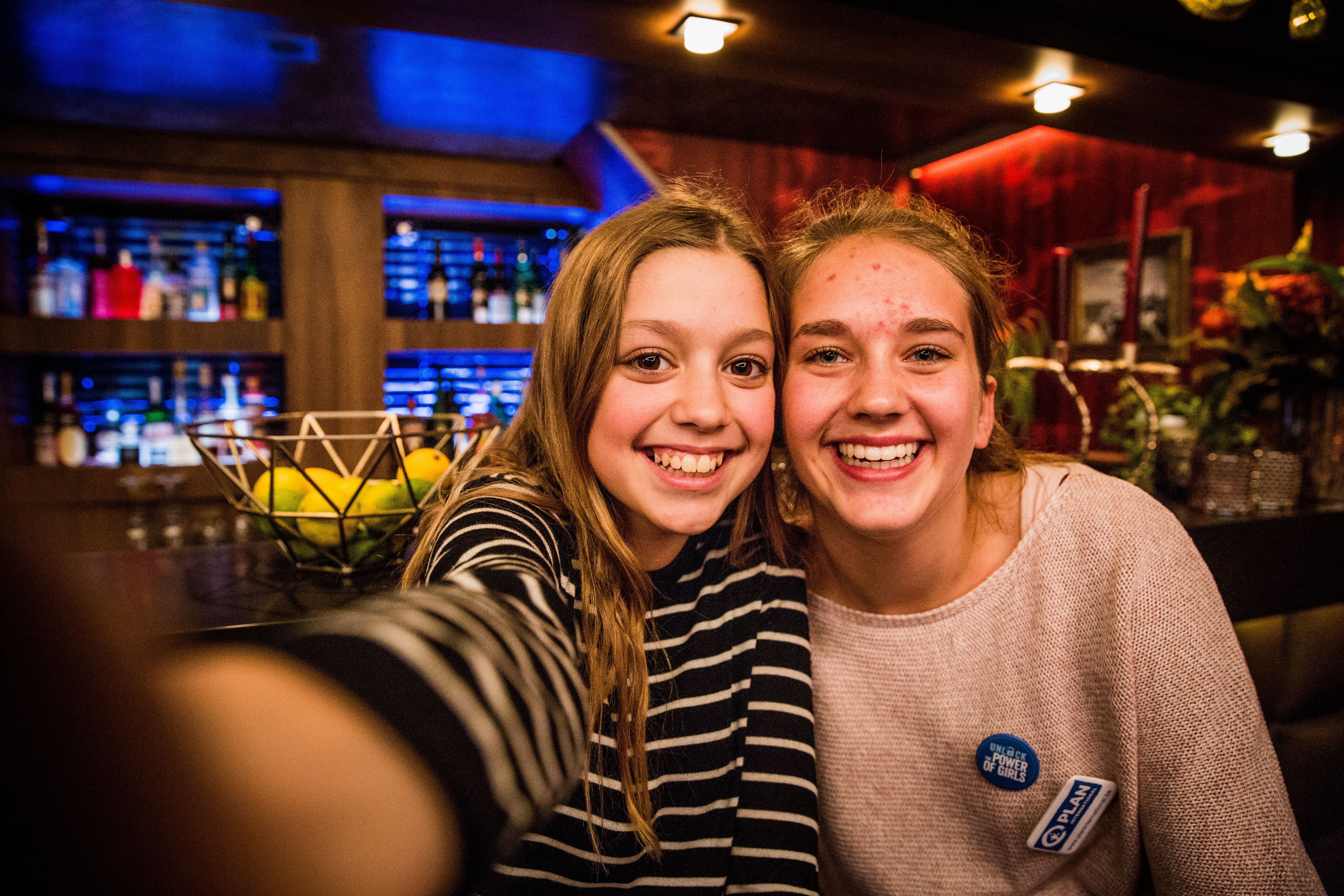 Boatcam: Zita Wauters en Niesje Vanduffel nemen Gert Late Night vanavond over