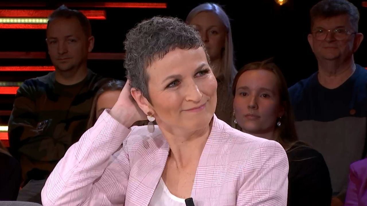 Ann over korte coupe na kanker:“Als ik in de spiegel kijk, zie ik een personage”