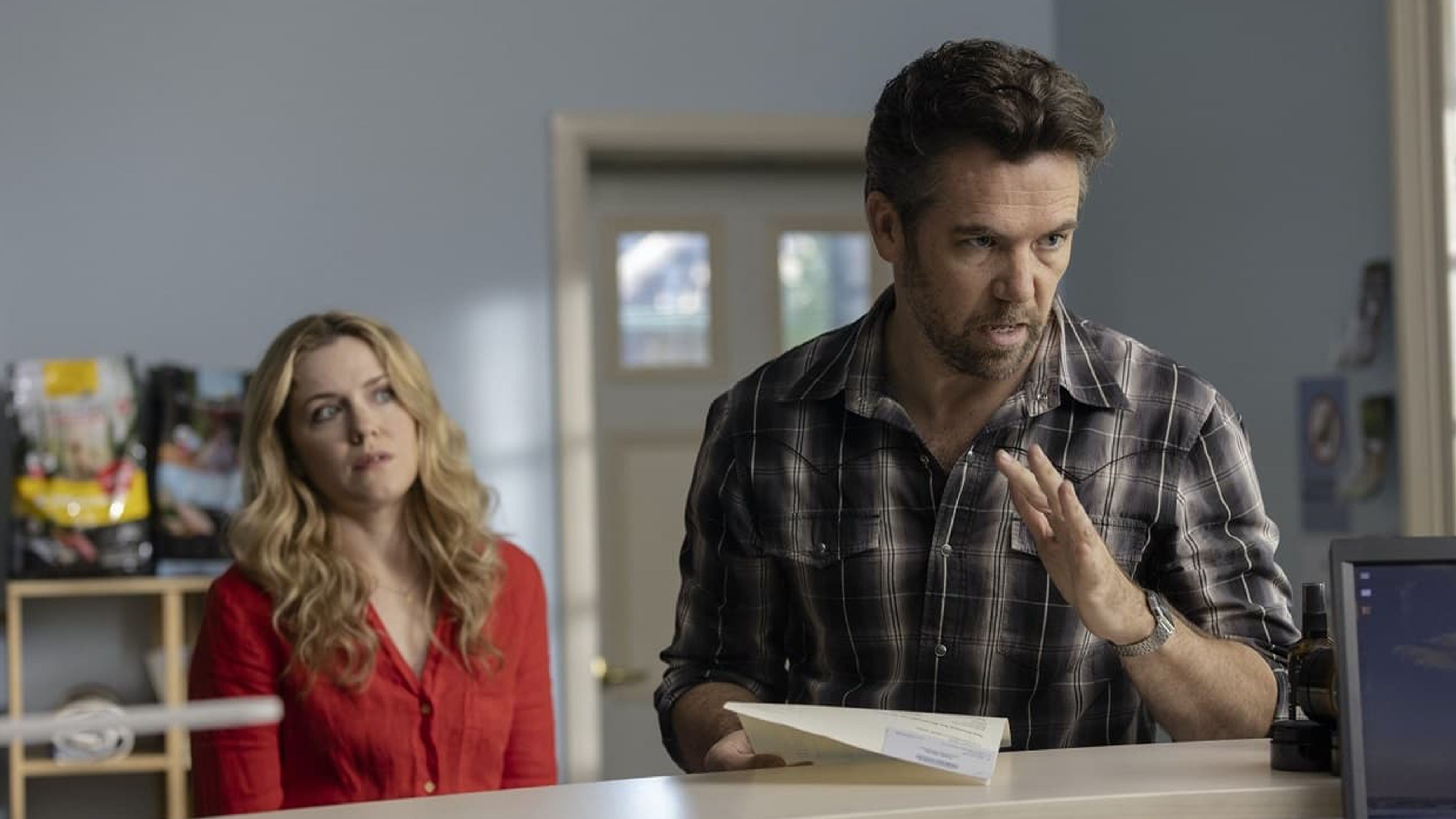 Colin from Accounts - S1 - Aflevering 1