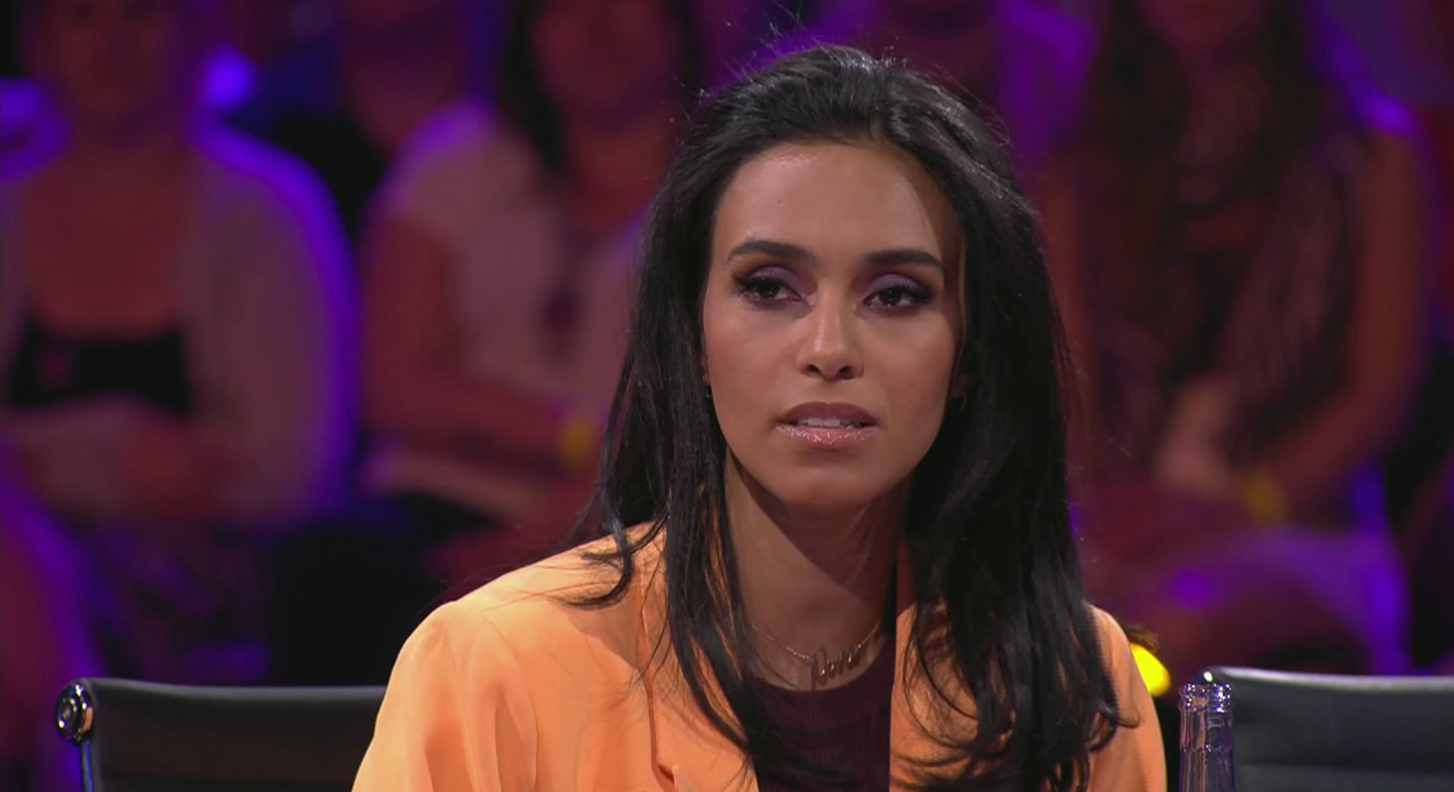 Nora Gharib stond op de rand van een burn-out: “Het was te veel tegelijkertijd"