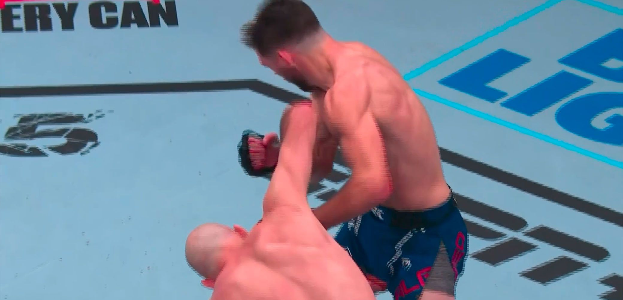 Nelson zet sterke reeks voort met finish tegen Algeo