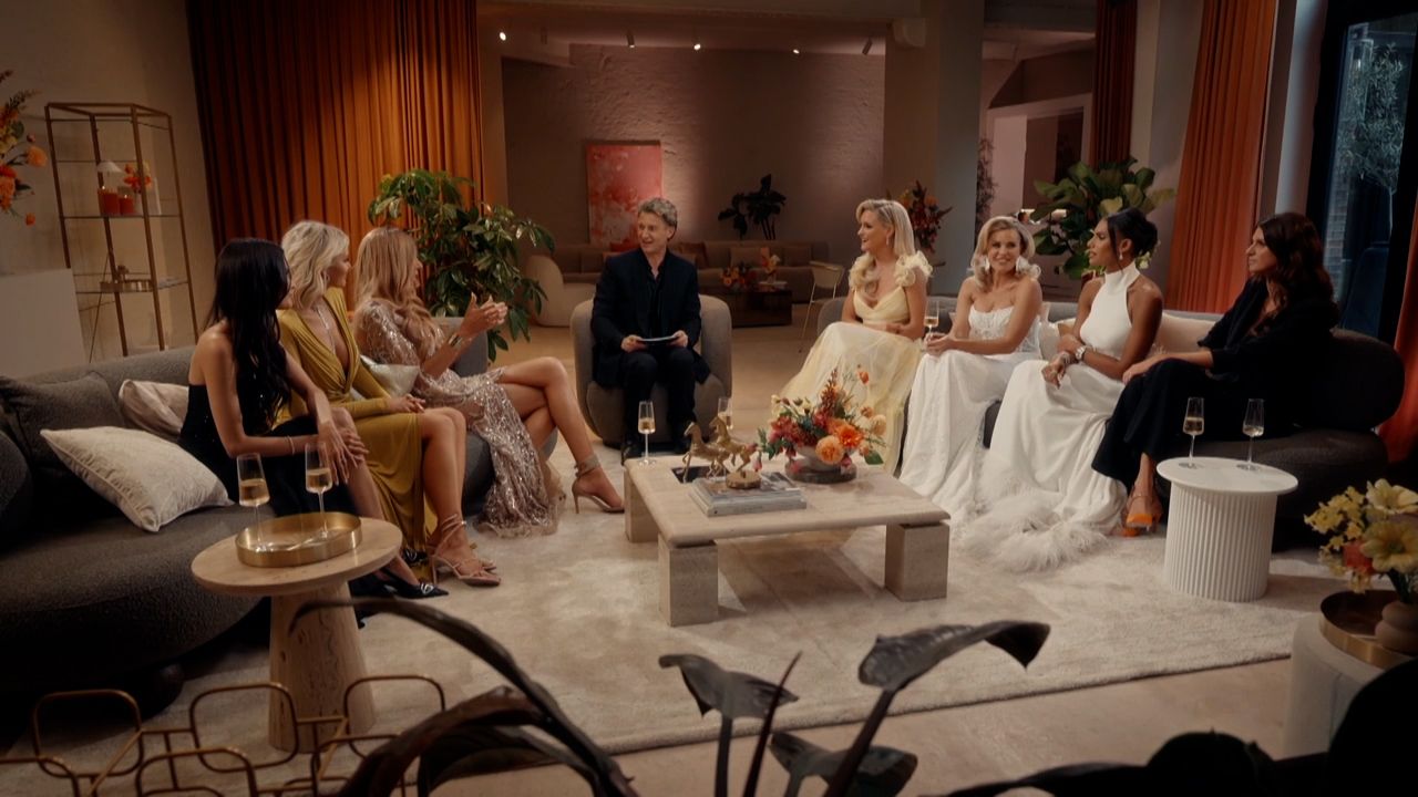 The Real Housewives of Antwerp sluiten het seizoen af met spannende reünieaflevering