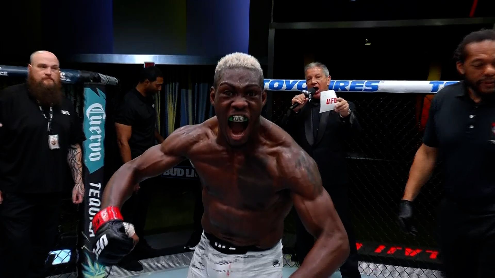 Oki Bolaji na broodnodige UFC-overwinning: "Ik had verwacht hem te finishen."