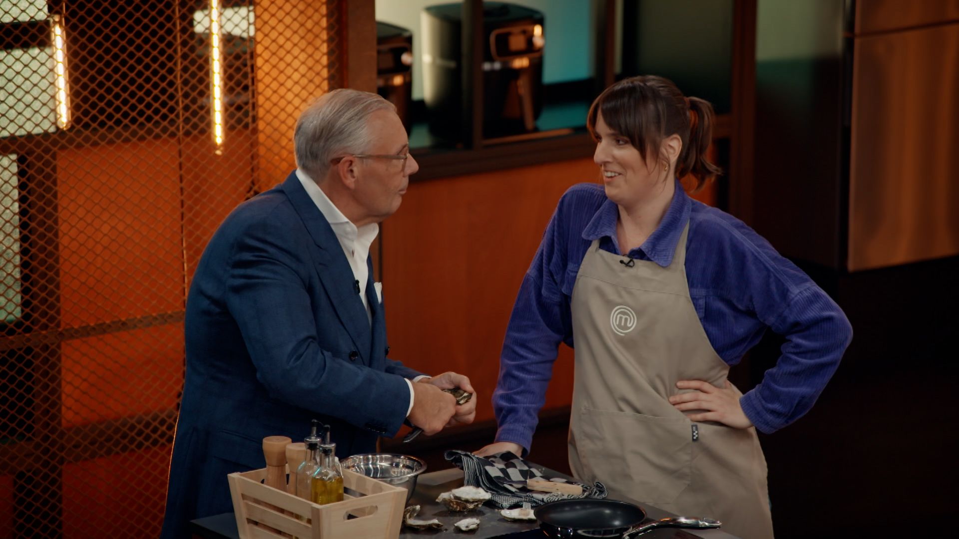 Sarah Vandeursen ontdekt de sluitspier van een oester.