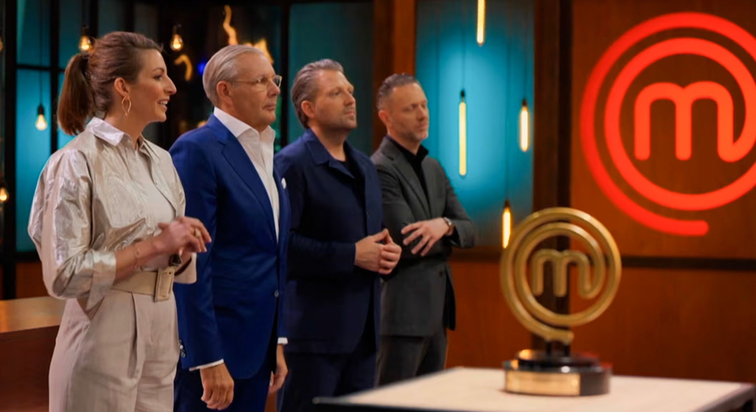 Hoog bezoek in keuken van MasterChef: Peter Goossens jureert mee in de finale