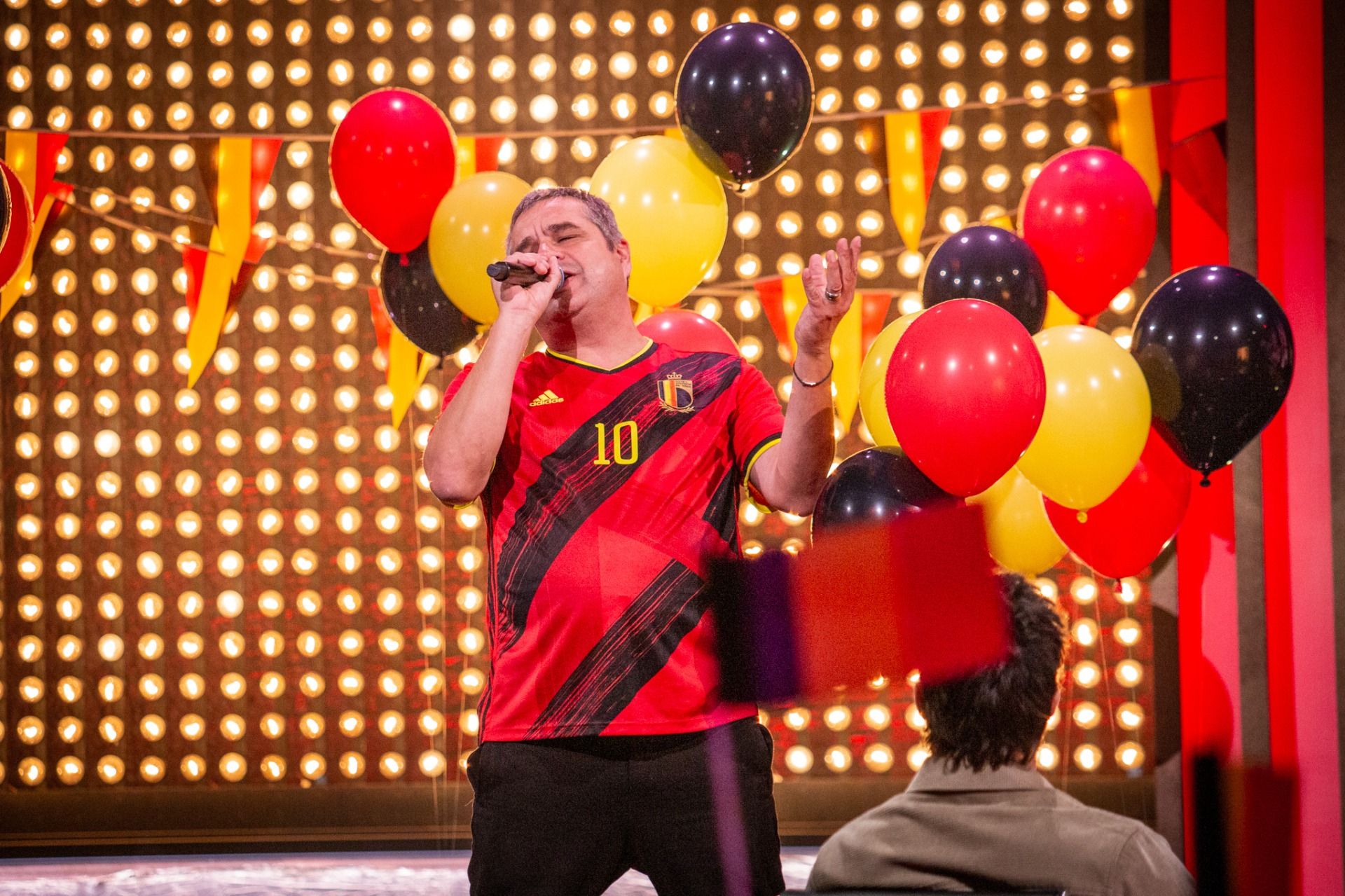 Frank Lammers toont zijn liefde voor ons land met een prachtige ode aan 'België'