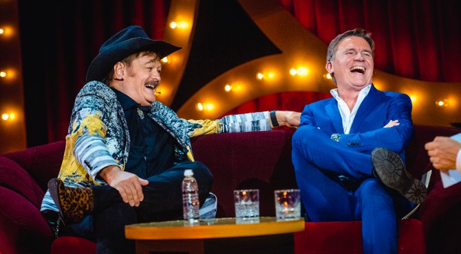 Randy Jones van The Village People verrast Erik: "Did he say he had clothes on?"