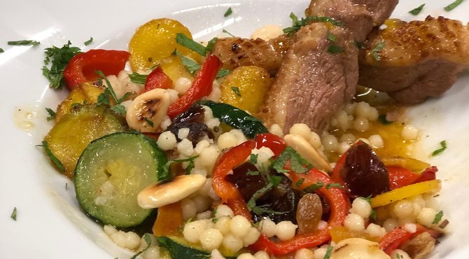 26/11: Couscous à gogo & eend op spiesjes