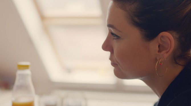 Anna's ex stuurde haar naaktfoto rond "Ze liepen me achterna en noemden me hoer"
