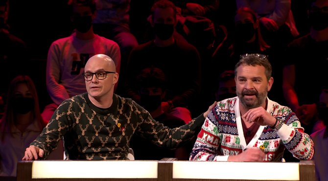 Adriaan Van den Hoof zit ziek in de jury: "Net mijn boosterprik gehad"