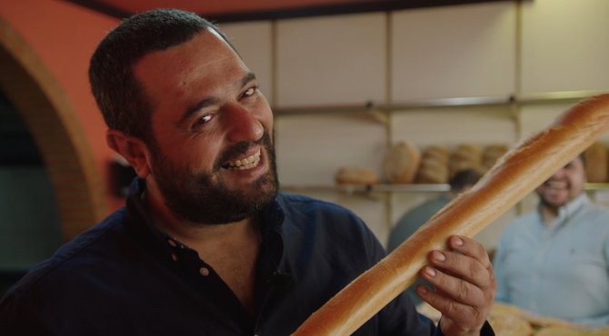 Erhan Demirci brengt ramadan dit jaar niet door met familie, maar wel met buren