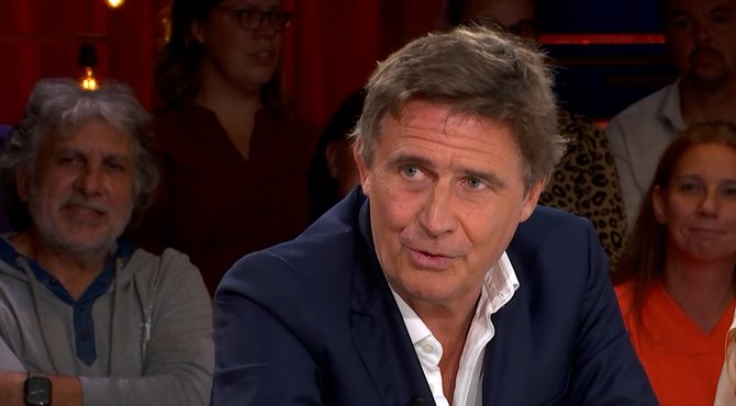 Erik Van Looy lost nieuwe naam voor De Slimste Mens: "Hij is wereldberoemd"