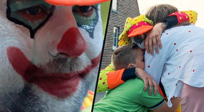 Tranen vloeien wanneer Yves als clown langsgaat bij de communie van zijn zoon