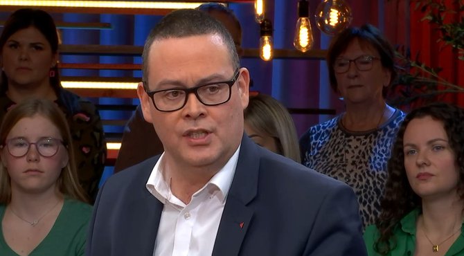 Liekens in debat met Hedebouw: "Dat is populistisch en écht niet oke"
