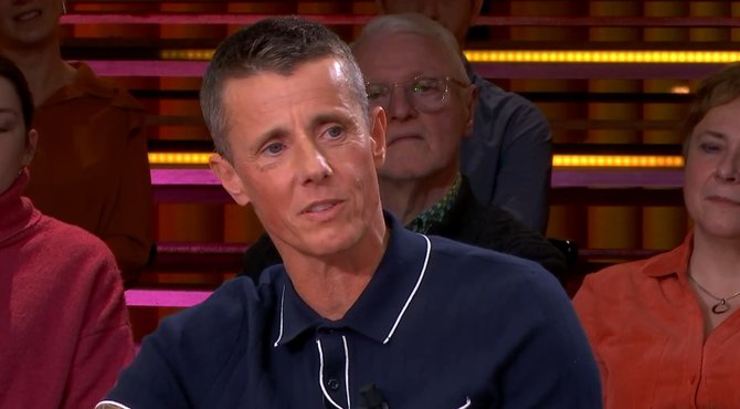 Sam Bettens openhartig: "Zo blij dat ik eindelijk in bloot bovenlijf kan staan"