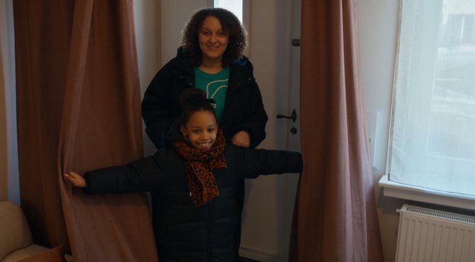 Talia en Jaida hebben eindelijk een eigen thuis