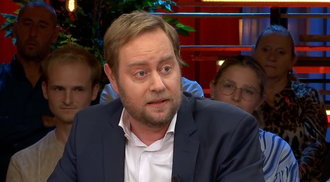 El Kaouakibi voor de camera van De Tafel van Vier: "Ik sta wankel"