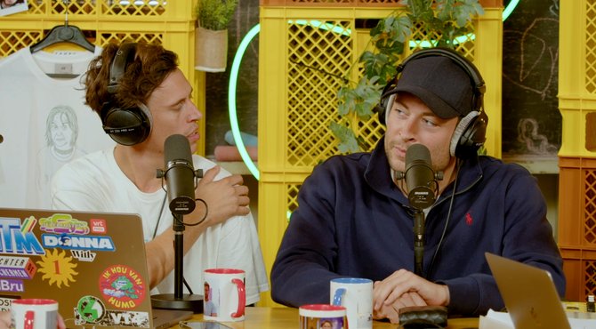Hans Bourlon & Gert Verhulst leerden Viktor bier drinken: "Bijzonder moment"