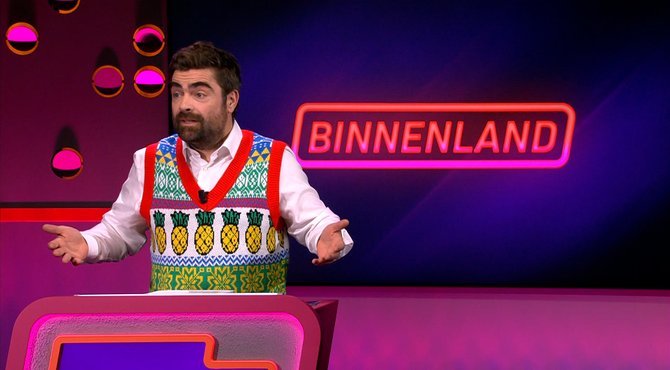 Dit zijn de eerste beelden van de humoristische quiz 'Voordat De Bom Valt'