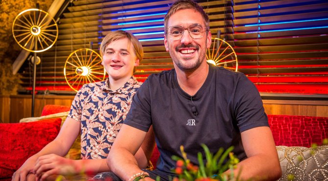 Johannes Balbaert en triatleet Nico De Neef hebben samen de Ultraman overwonnen