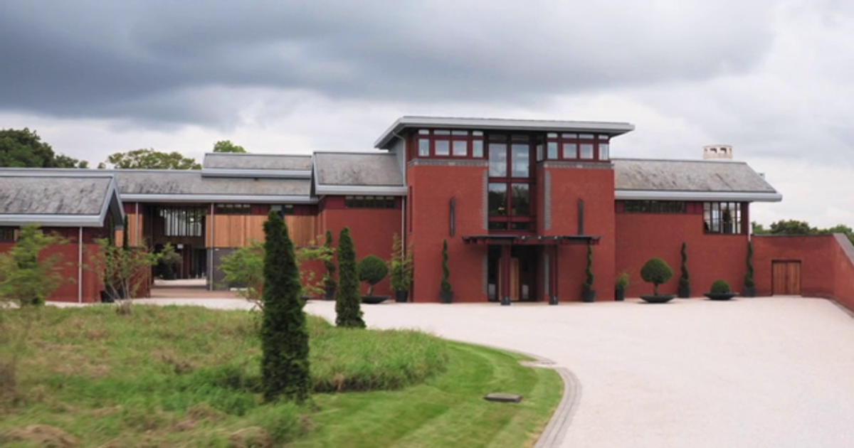 Britain's Most Expensive Houses S1 Aflevering 2